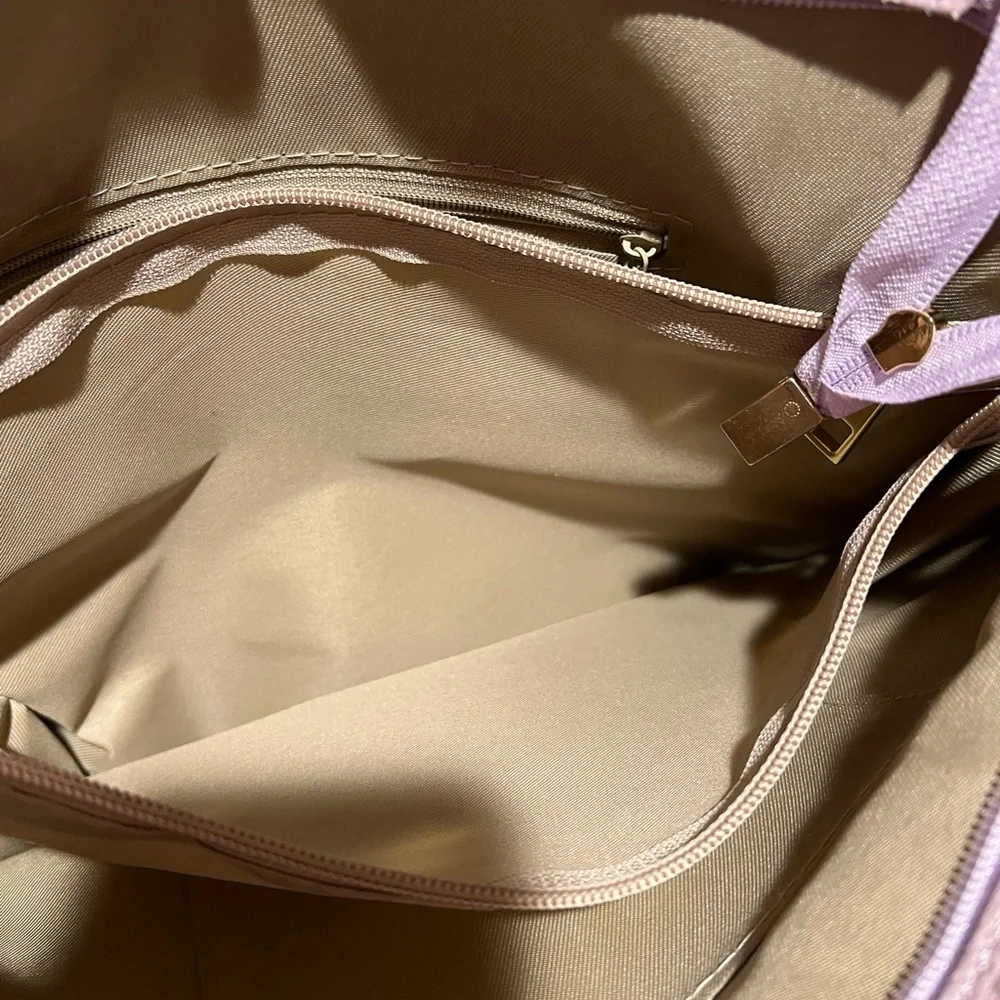Antonella Ferrante Made in Italy lilac Crossbody Hobo Purse